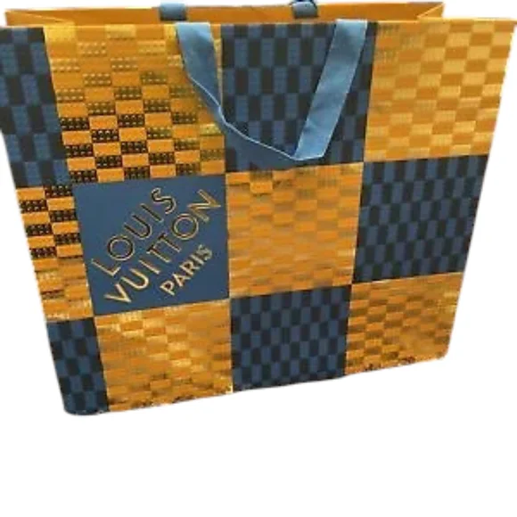 LOUIS VUITTON 2022 Holiday Shopping Bag Limited Edition (LegoLand theme) UGC - Picture 6 of 8